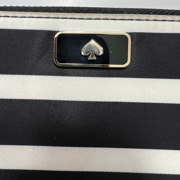 Kate Spade Sailing Stripes Wallet - Picture 4 of 10